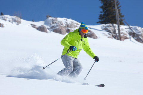Enjoy a Full Day Downhill Ski Package from 4 Seasons Recreation Outfitters in Sunriver, Oregon, where guests staying at Xplorie participating properties can enjoy a full day snowboard or downhill ski package rental.